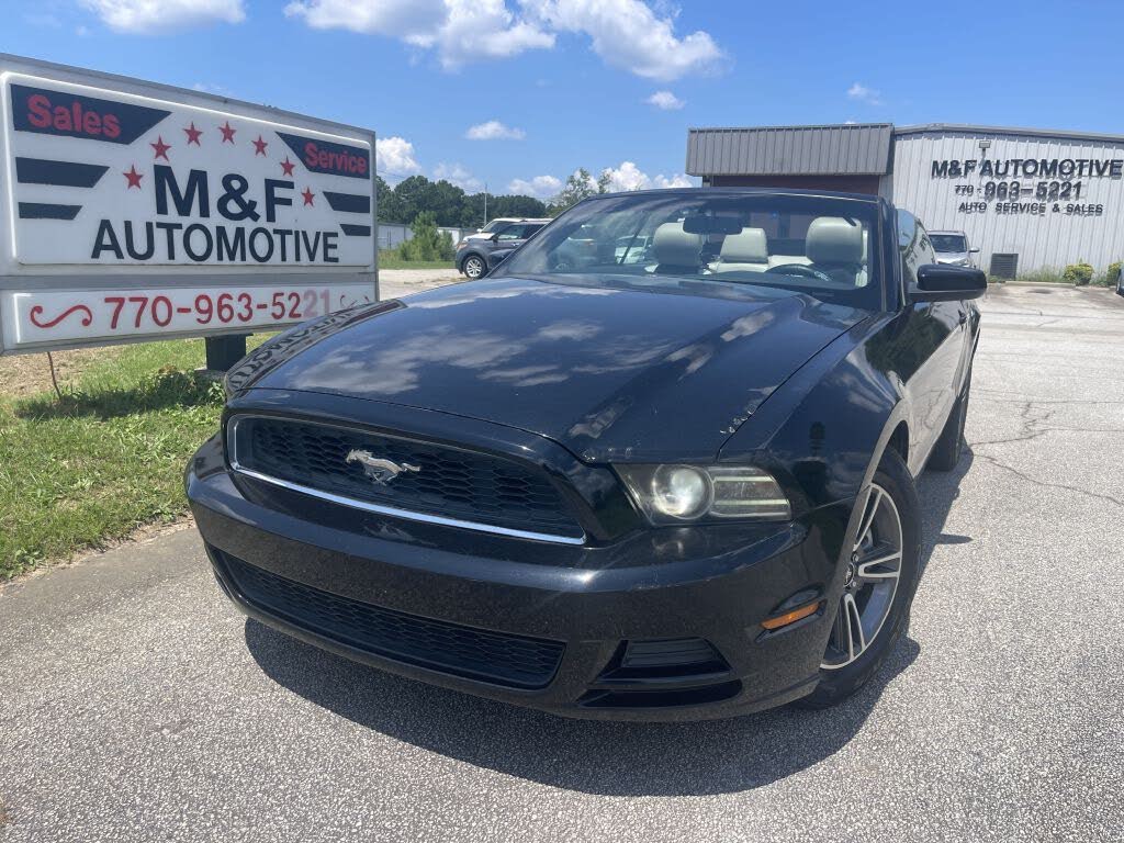 2013 Ford Mustang V6 Premium Convertible RWD
