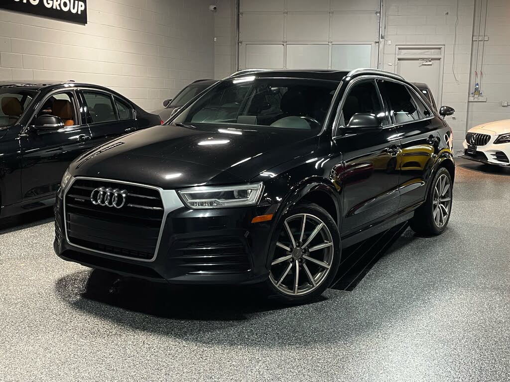 2016 Audi Q3 2.0T quattro Technik