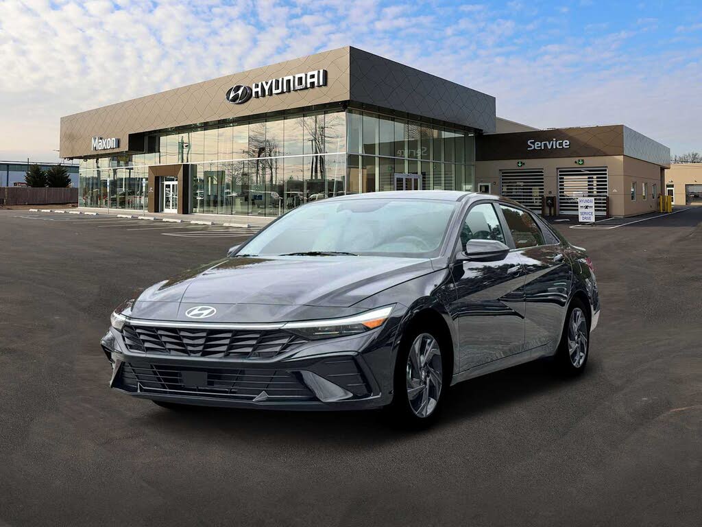 2026 Hyundai Elantra SEL Sport Premium FWD