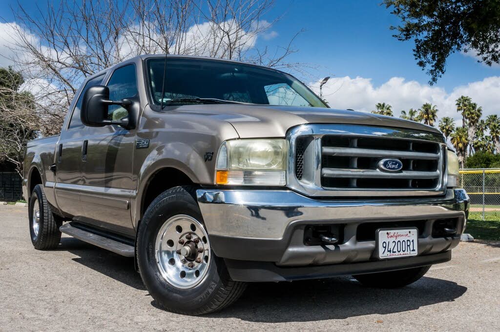 2002 Ford F-350 Super Duty XLT Crew Cab SB