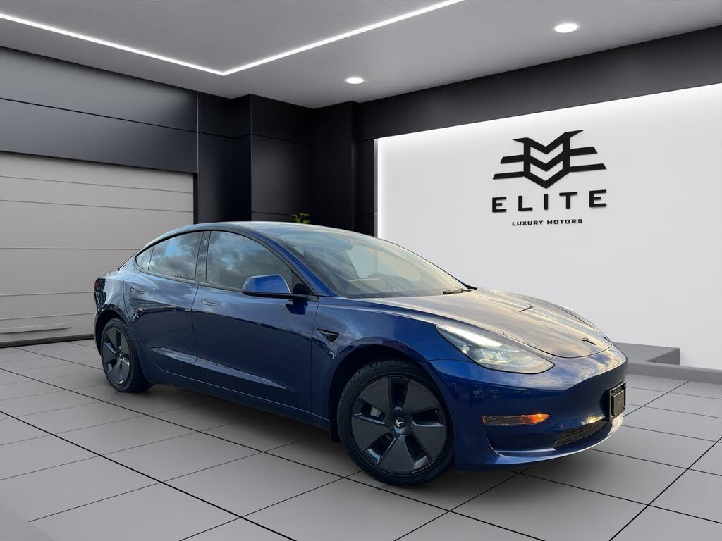 2022 Tesla Model 3 RWD