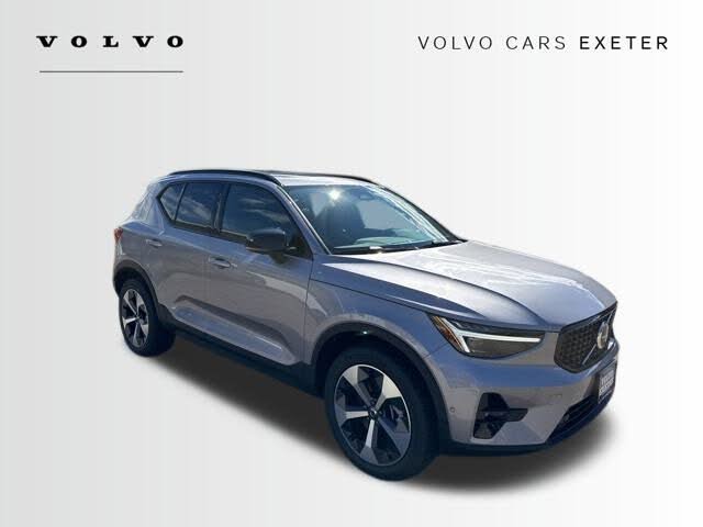 2026 Volvo XC40 B5 Plus AWD
