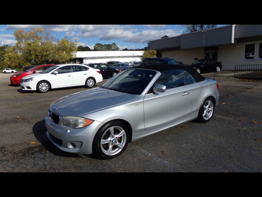 BMW 1 Series 128i Convertible RWD 2012
