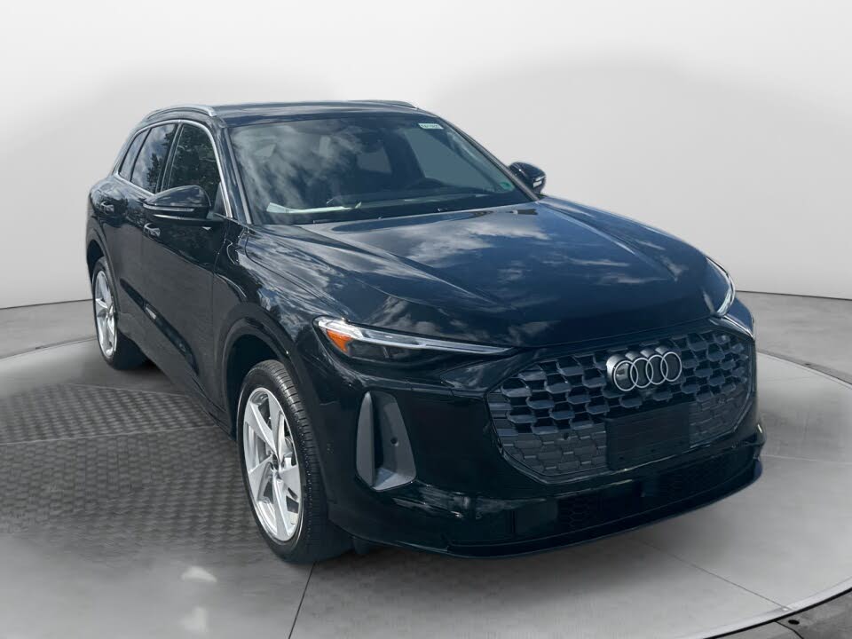 2025 Audi Q5 quattro Premium Plus 40 TFSI