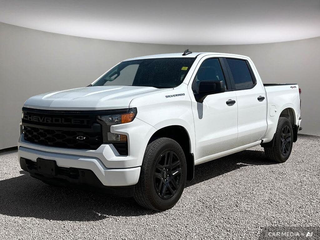 2023 Chevrolet Silverado 1500 Custom Crew Cab 4WD