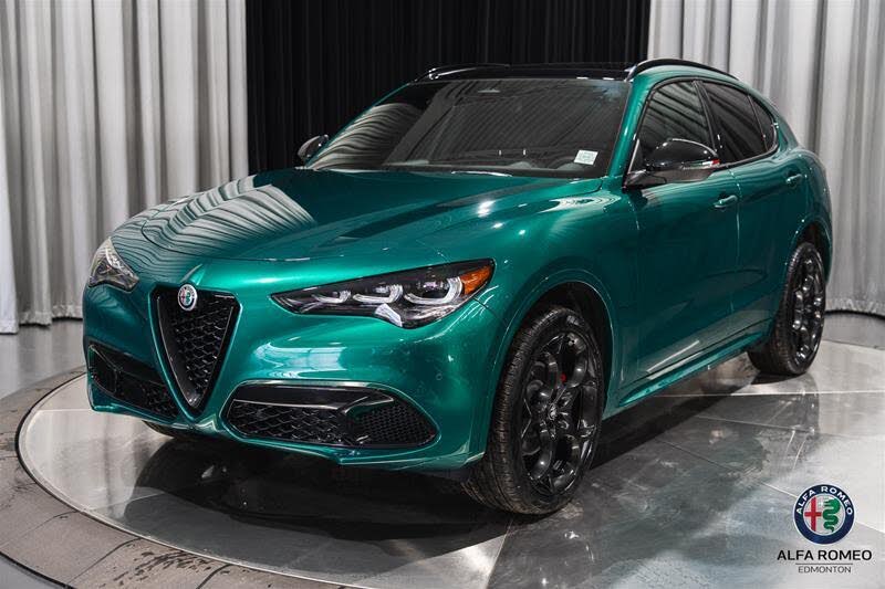 Alfa Romeo Stelvio Tributo Italiano AWD 2025