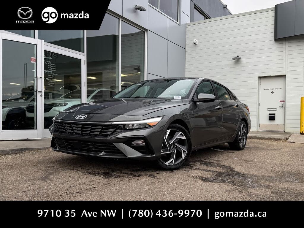 2025 Hyundai Elantra Luxury FWD