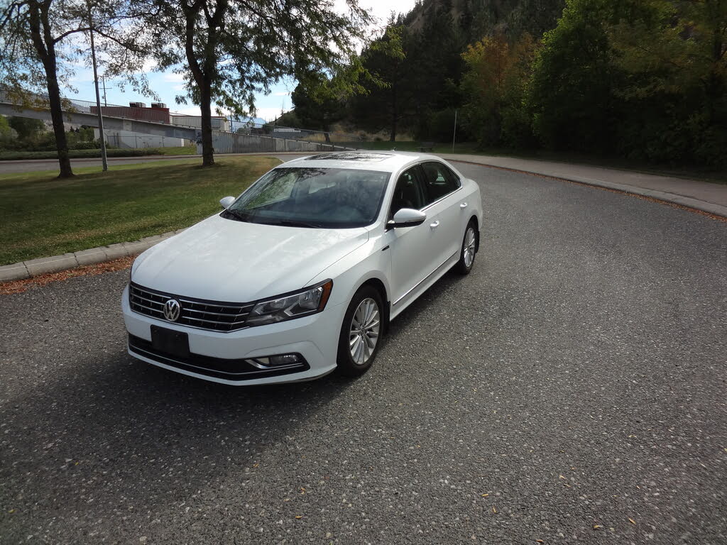 2016 Volkswagen Passat 1.8T SE