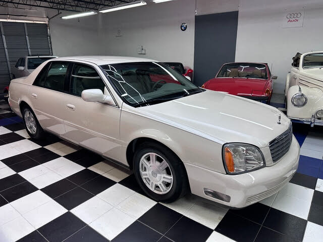 2003 Cadillac DeVille Sedan FWD