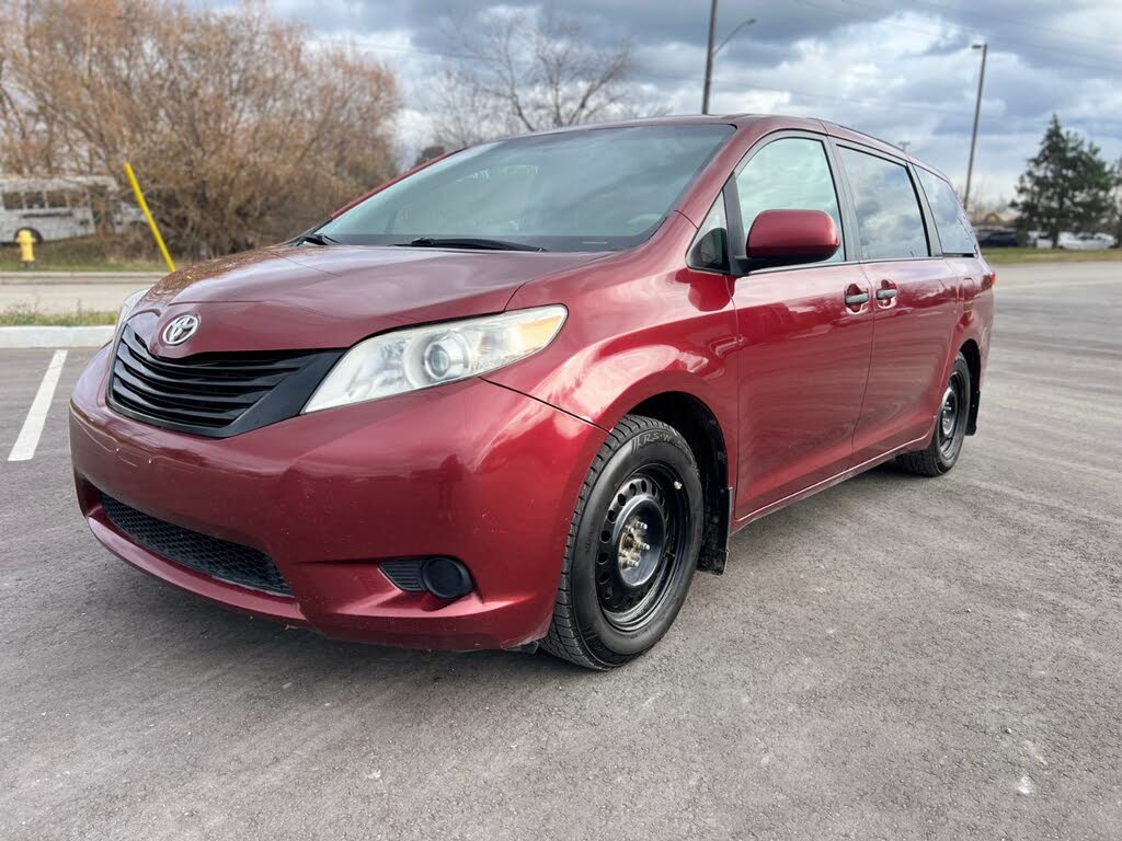 2011 Toyota Sienna 7-Passenger V6 FWD