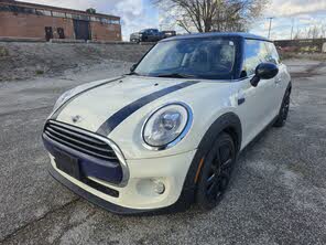 MINI Cooper 2-Door Hatchback FWD