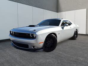 Dodge Challenger R/T RWD