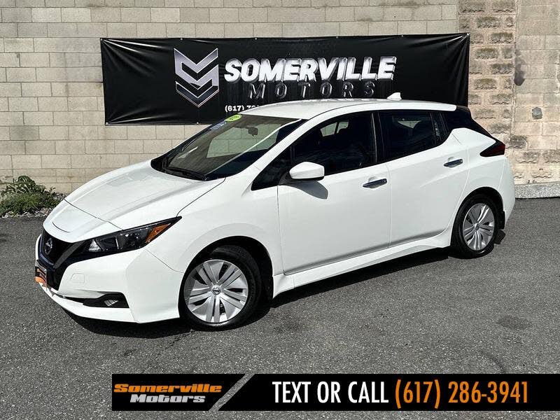 2022 Nissan LEAF S FWD