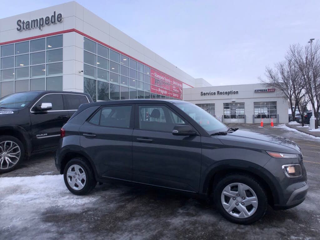 Hyundai Venue Essential FWD 2024