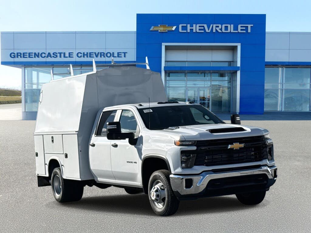 2025 Chevrolet Silverado 3500HD Chassis Work Truck Crew Cab 4WD