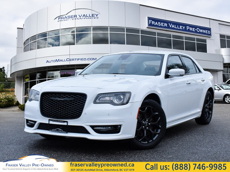 2023 Chrysler 300 Touring L AWD