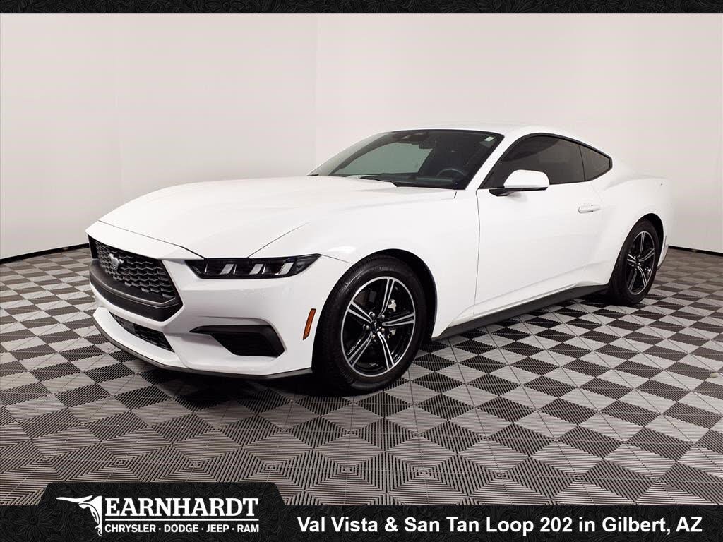 2025 Ford Mustang EcoBoost Fastback RWD