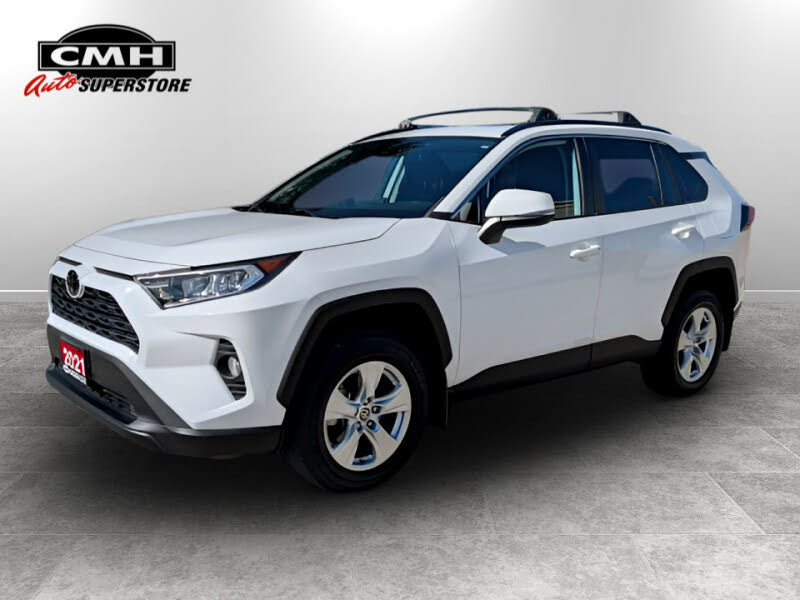 Toyota RAV4 XLE FWD 2021