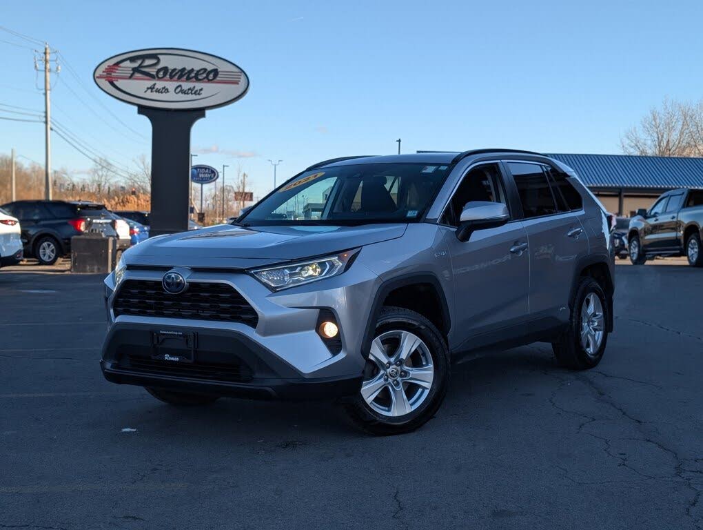 2021 Toyota RAV4 Hybrid XLE AWD