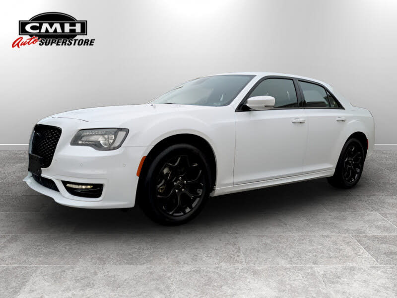 2023 Chrysler 300 Touring L AWD