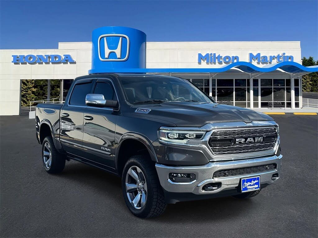 2022 RAM 1500 Limited Crew Cab 4WD