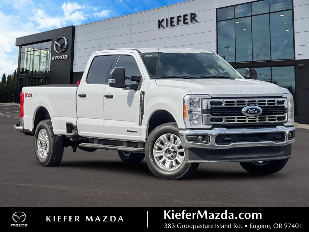 2023 Ford F-350 Super Duty XLT Crew Cab 4WD