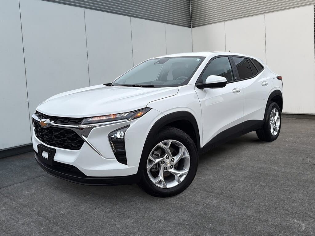 2024 Chevrolet Trax LS FWD