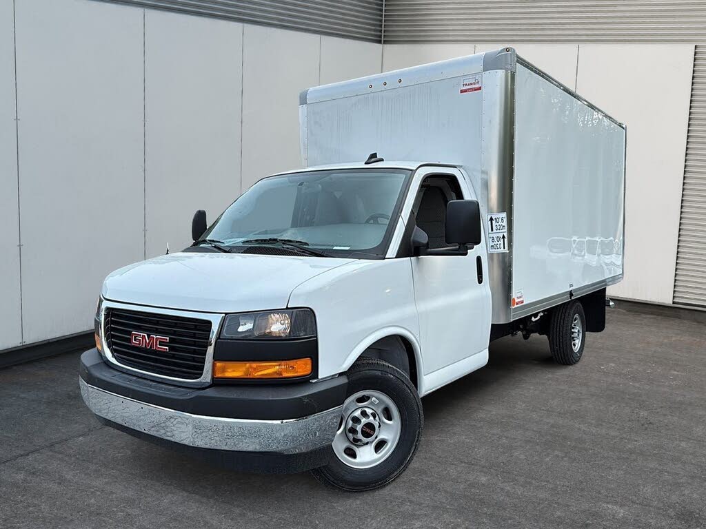 2025 GMC Savana Chassis 3500 159 Cutaway RWD