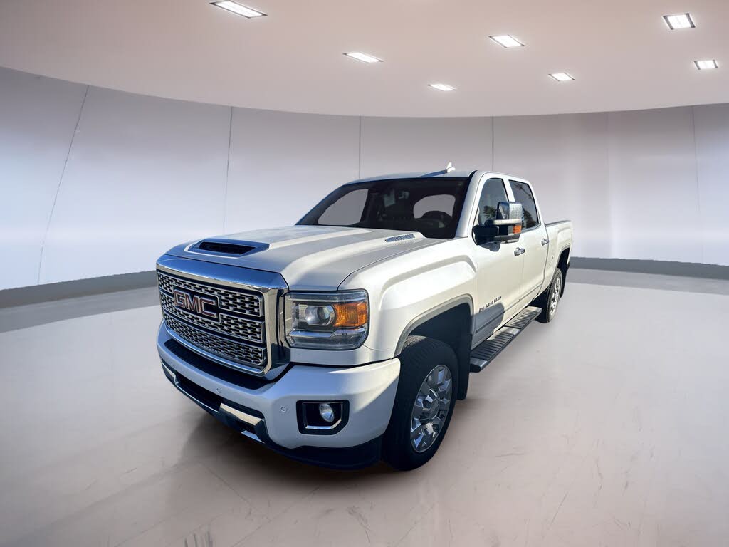 2019 GMC Sierra 2500HD Denali Crew Cab 4WD