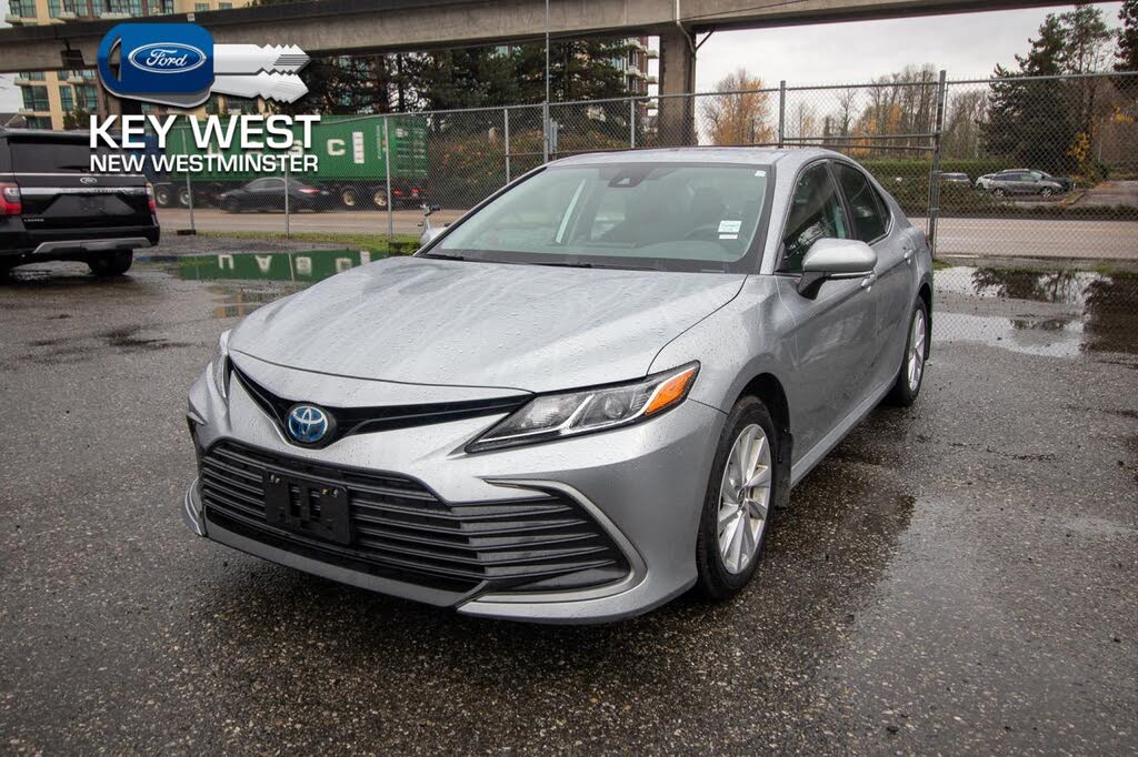 2023 Toyota Camry Hybrid LE FWD