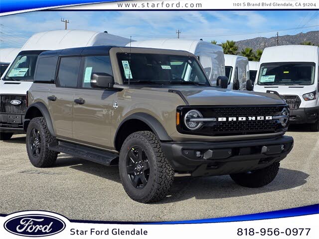 2025 Ford Bronco Outer Banks 4-Door 4WD