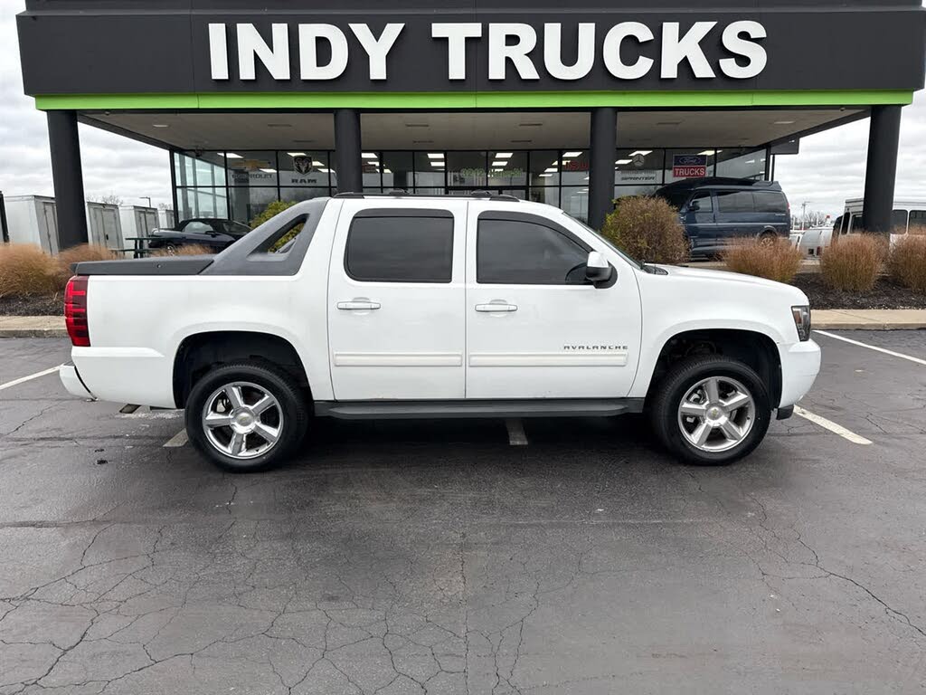 2011 Chevrolet Avalanche LT 4WD