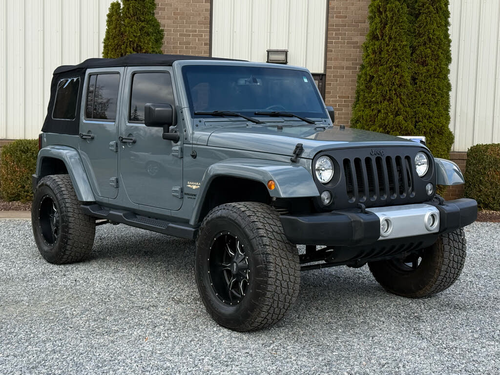 2015 Jeep Wrangler Unlimited Sahara 4WD