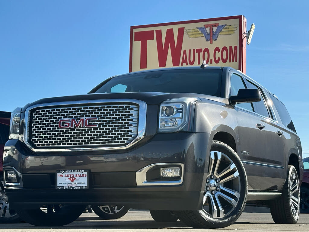2017 GMC Yukon XL Denali 4WD