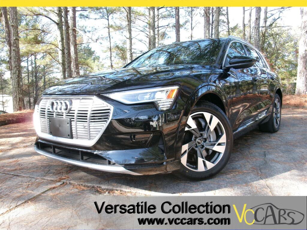 2022 Audi e-tron Premium quattro AWD