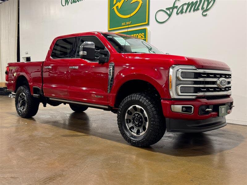 2023 Ford F-250 Super Duty Platinum Crew Cab 4WD