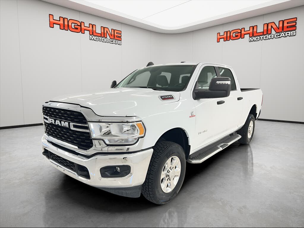 2024 RAM 2500 Big Horn Crew Cab 4WD