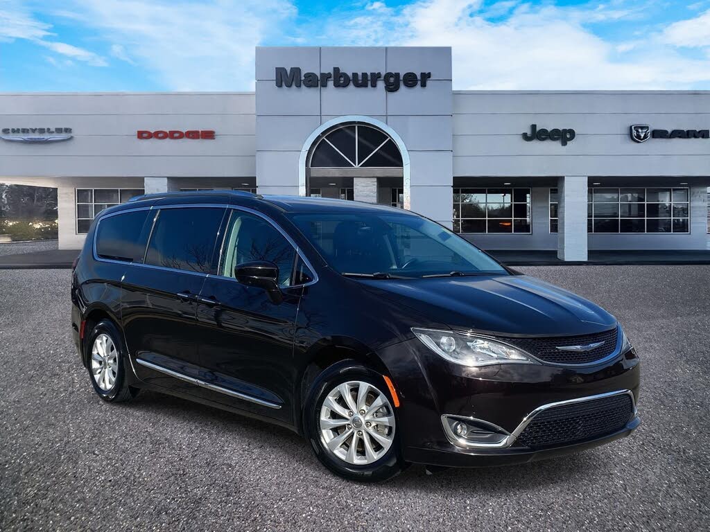 2018 Chrysler Pacifica Touring L FWD