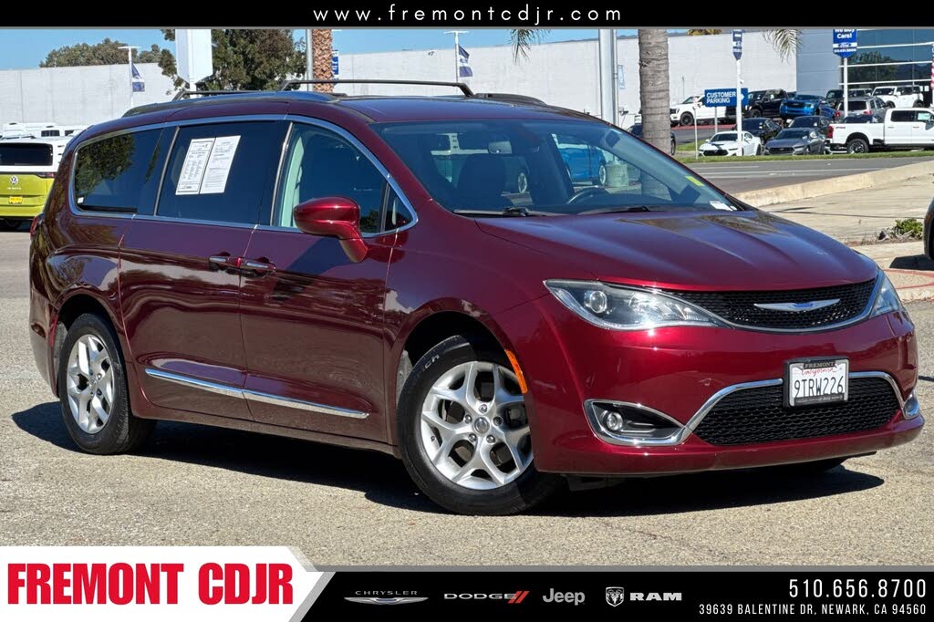2020 Chrysler Pacifica Touring L FWD