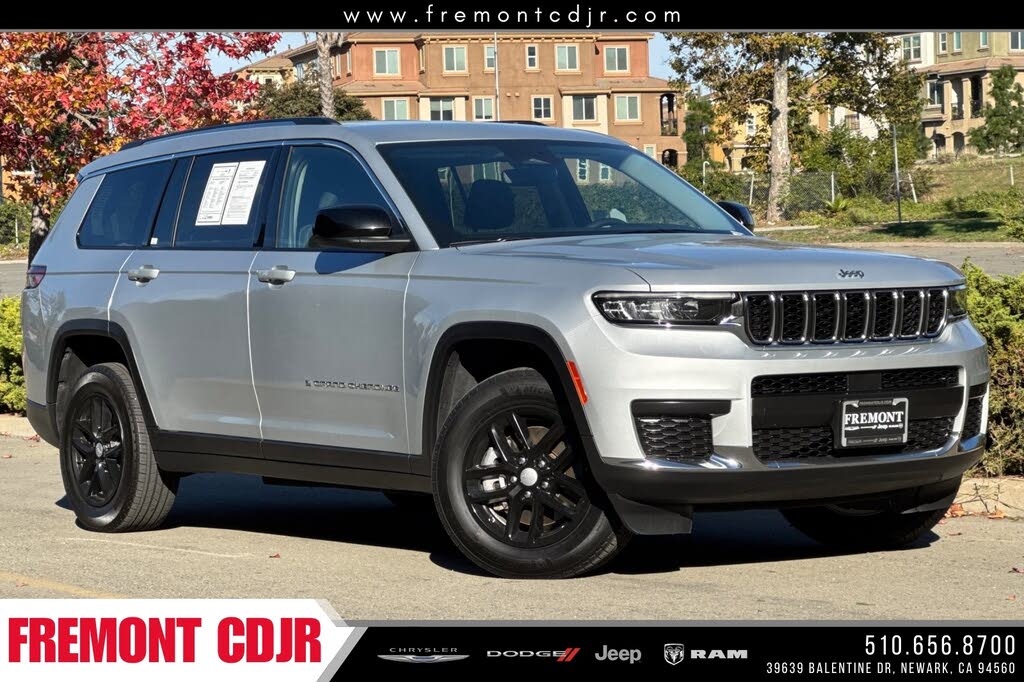 2023 Jeep Grand Cherokee L Laredo 4WD