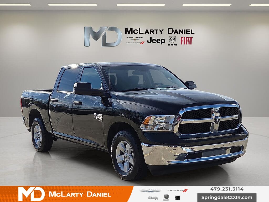 2023 RAM 1500 Classic SLT Crew Cab 4WD