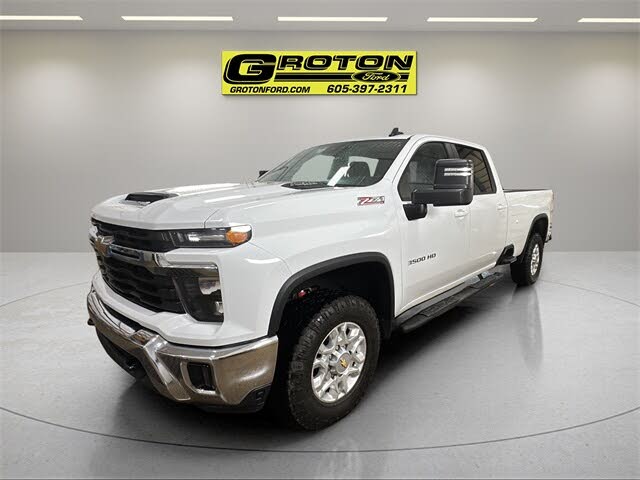 2024 Chevrolet Silverado 3500HD LT Crew Cab 4WD