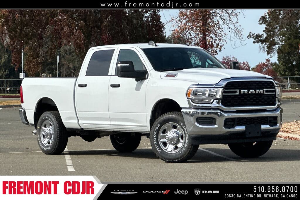 2024 RAM 2500 Tradesman Crew Cab 4WD
