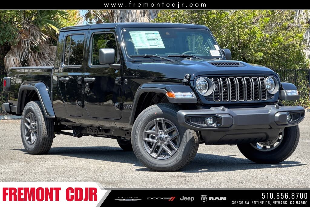 2025 Jeep Gladiator Sport S Crew Cab 4WD