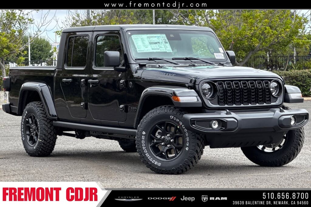 2025 Jeep Gladiator Willys Crew Cab 4WD