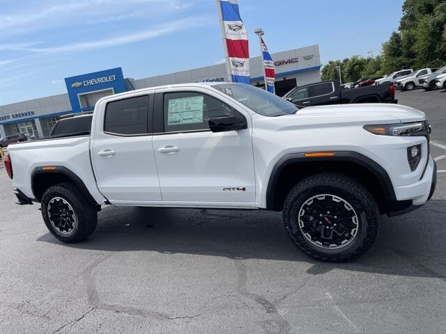 2026 GMC Canyon AT4 Crew Cab 4WD