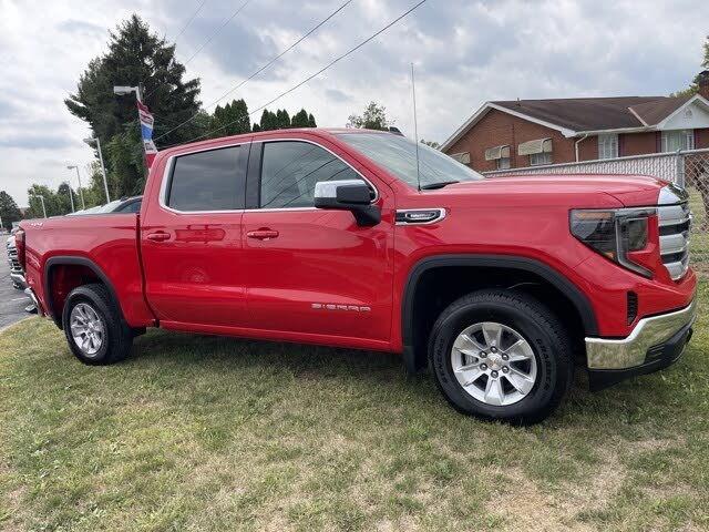 2026 GMC Sierra 1500 SLE Crew Cab 4WD