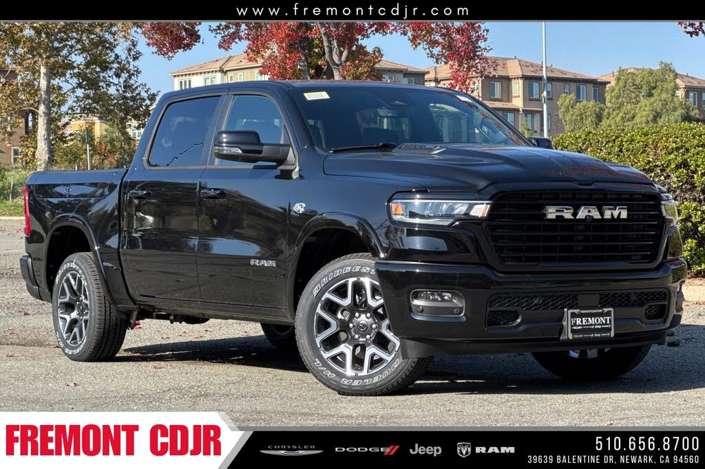 2026 RAM 1500 Laramie Crew Cab 4WD
