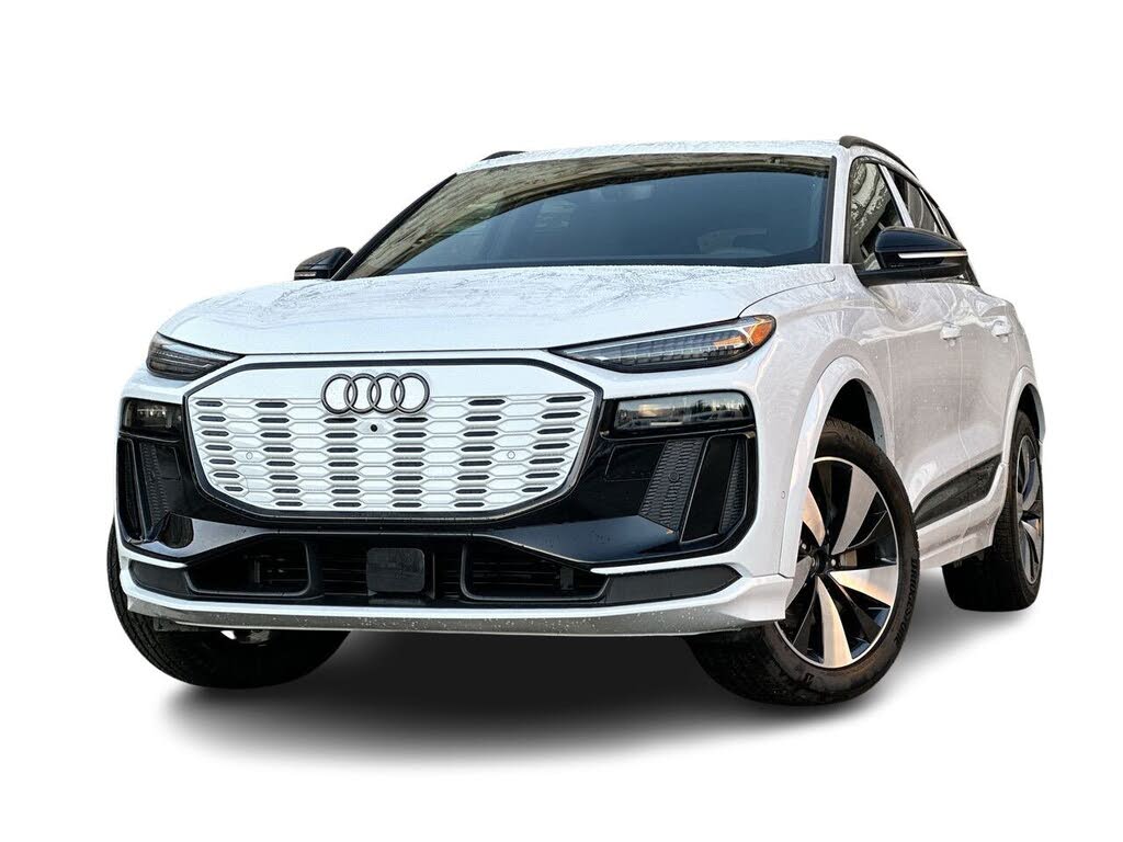 2025 Audi Q6 e-tron quattro Progressiv with Black Optics Package