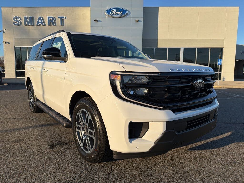 2025 Ford Expedition Active 4WD